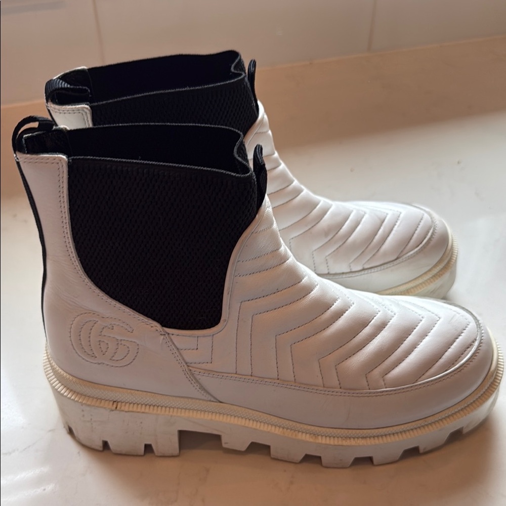Gucci White and Black Heeled Marmont Boots